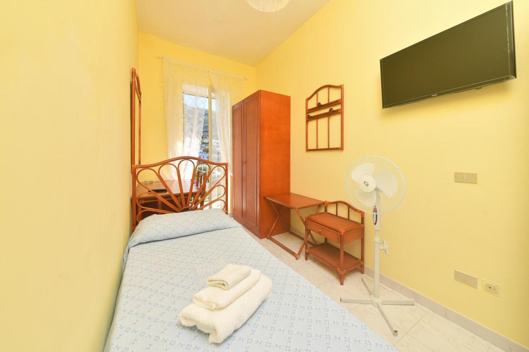 Hotel Maremonti Forio  Bilik gambar