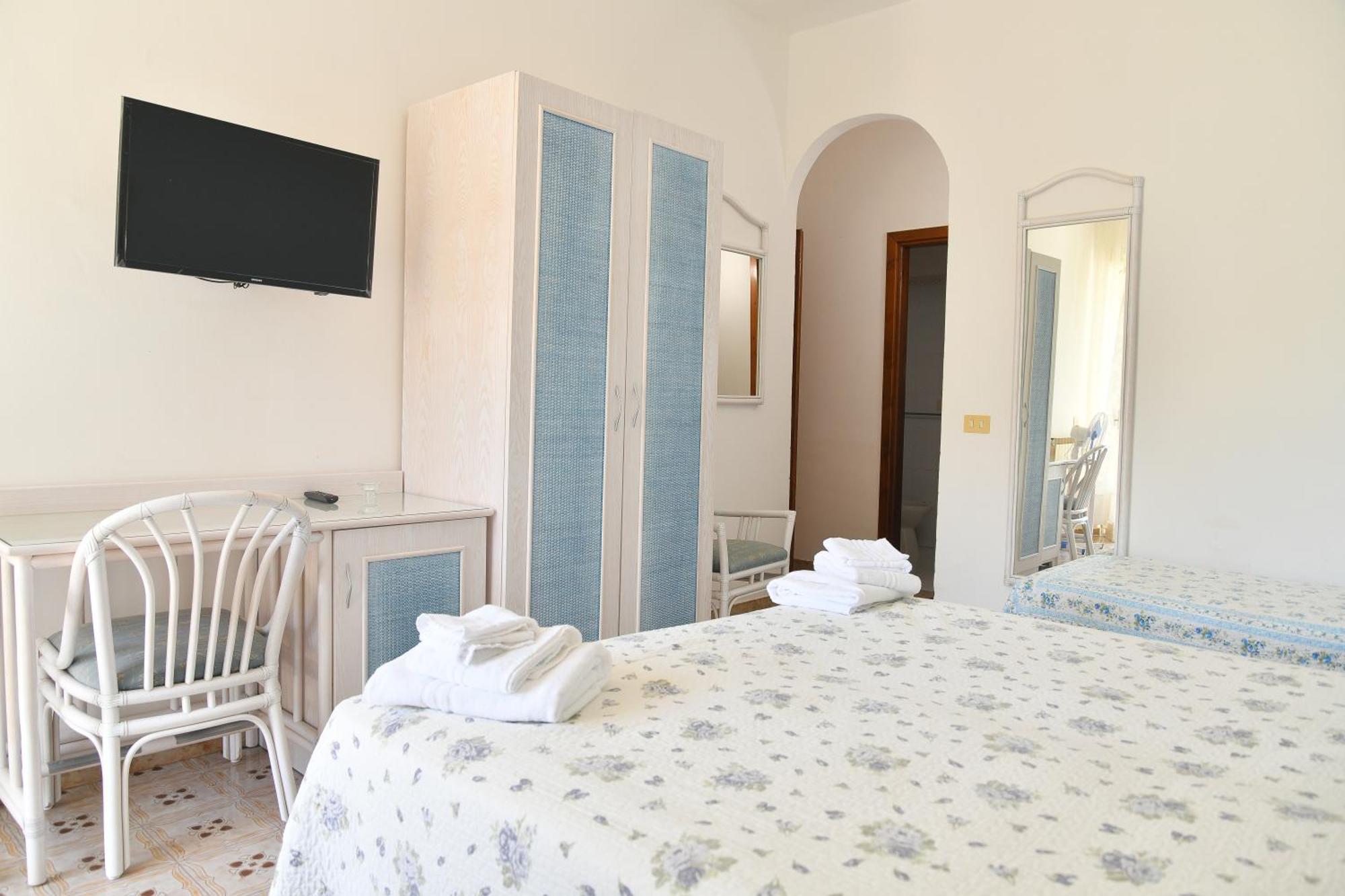 Hotel Maremonti Forio  Bilik gambar